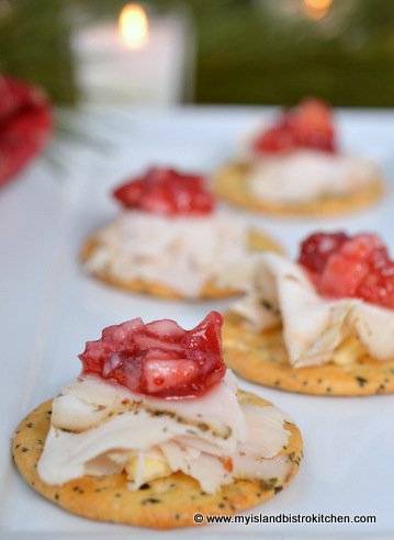 Chunky Cranberry Salsa Hors d'oeuvres