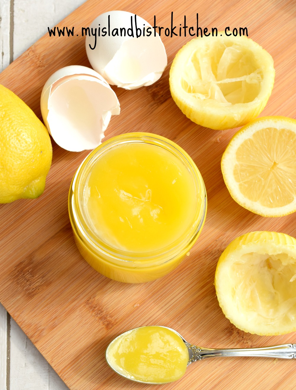 Sunshiny yellow lemon curd