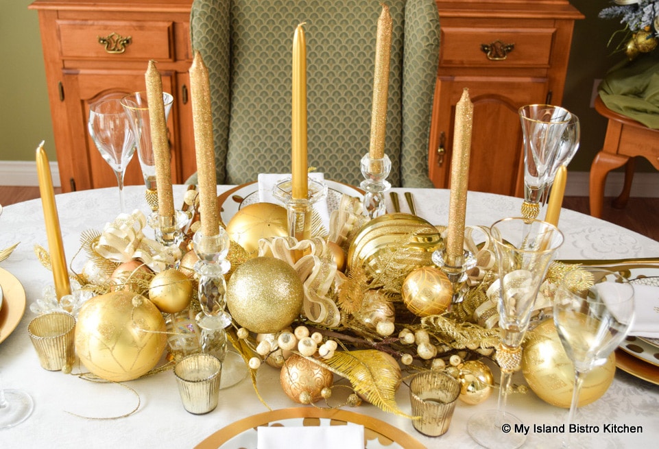 Gold Plated Christmas Tablesetting