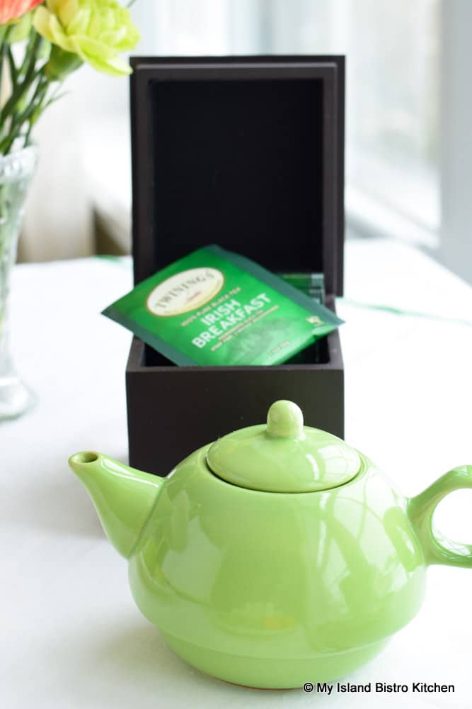Green Teapot for One