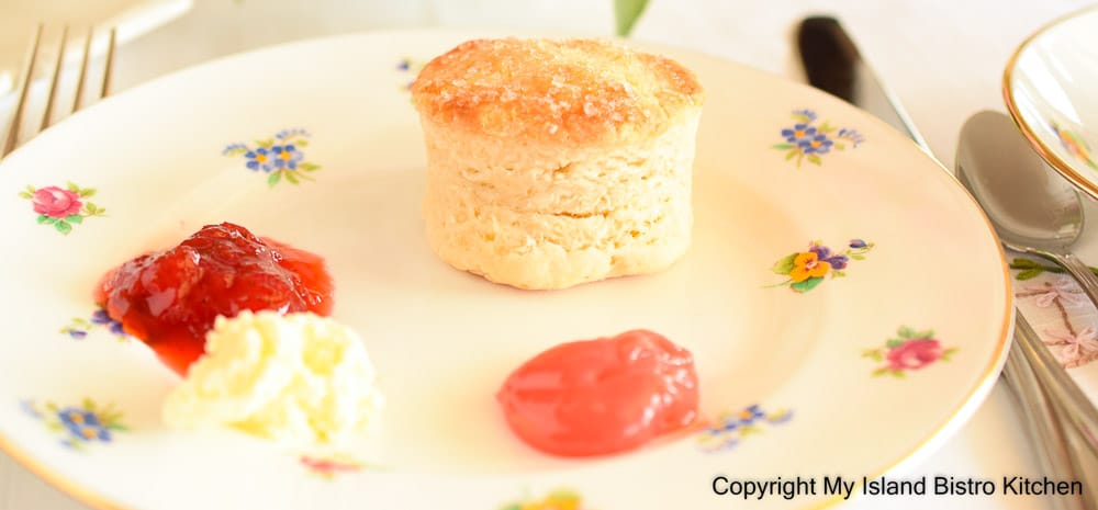 Scone with Toppings