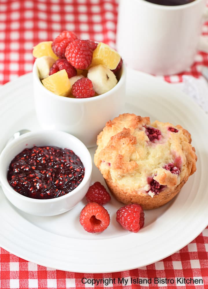Muffin, Jam, and Fruitcup Breakfast